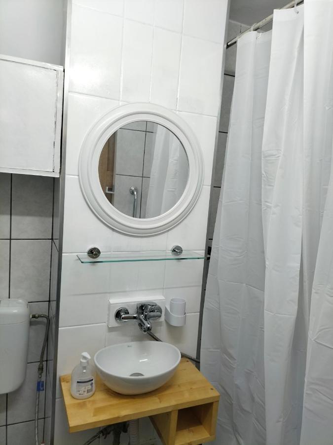 Regy Apartment Oradea Exterior photo